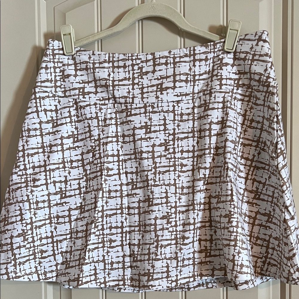 Women with Control Stylish Brown and White Patterned Skort